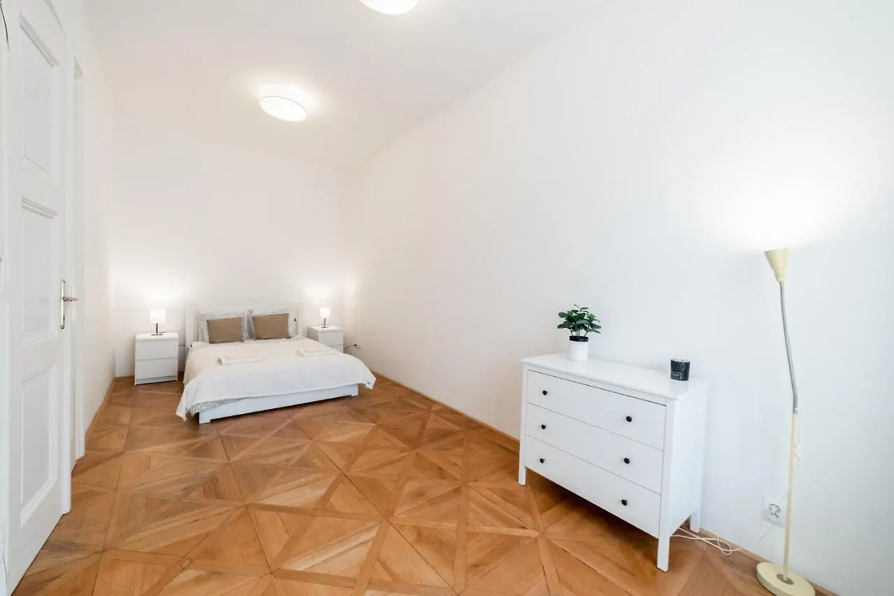 Exclusive Apartment Near Kafka'S Head Prague